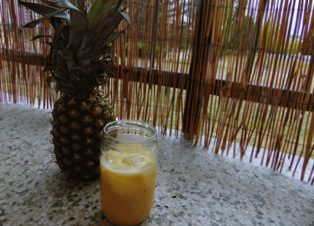 ananasové smoothie s citrusy recept
